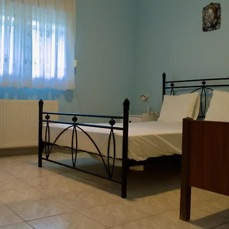 Vasiliki's Апартаменты Псакудия